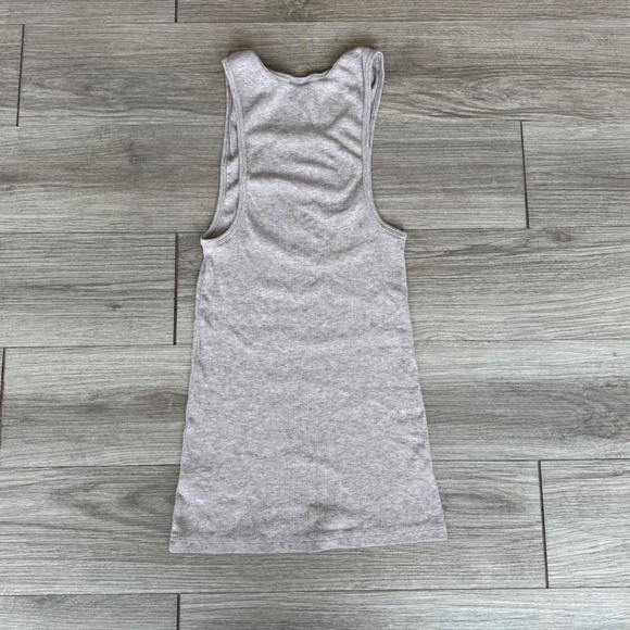Men’s Gymshark Gray Tank Top - Picture 3 of 3